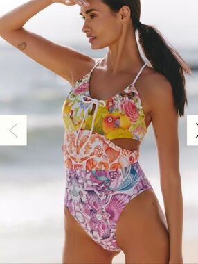 Floral Parrot Print One-Piece Swimsuit - Multicolor